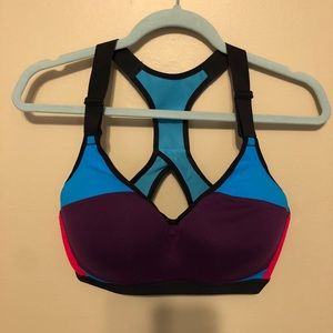 Victoria Secret sports bra